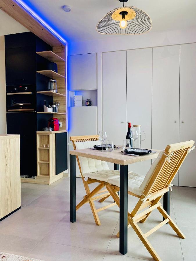 Studio BEL MOD Mont d'Or - Belvédère Moderne Lyon Eksteriør billede